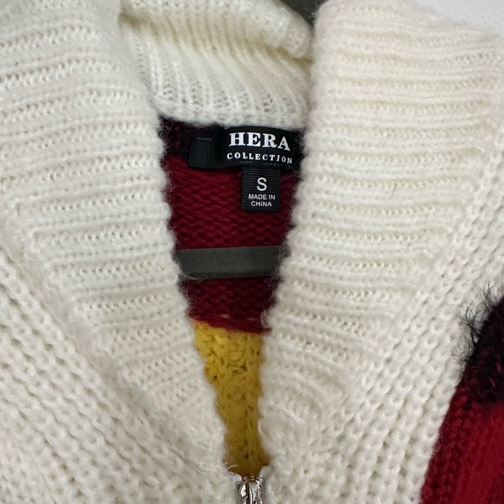 Hera Collection Cream and Red Knit Cardigan - Picture 5 of 7